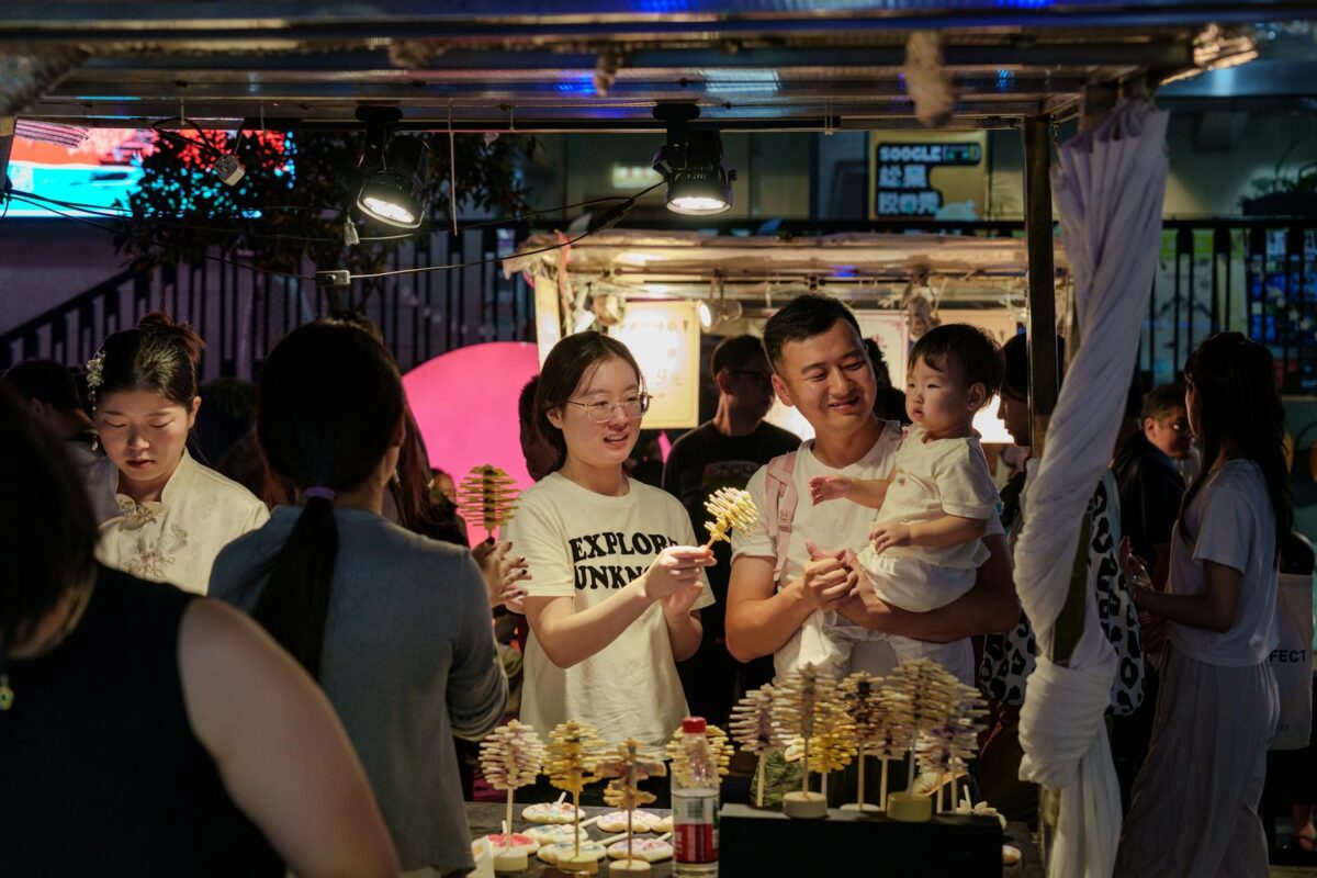 1. Thần Số Học Là Gì? Tại Sao Nó Quan Trọng Trong Việc Nuôi Dạy Con?