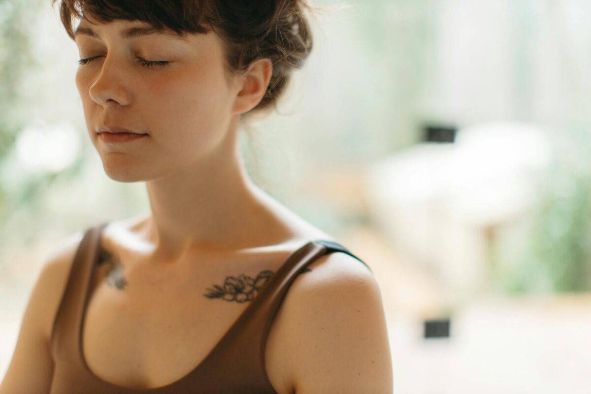 Hiểu Mình – Bước Đầu Tiên Trên Hành Trình Phát Triển Bản Thân